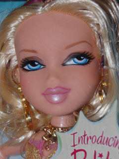 Bratz familiez mom Polita